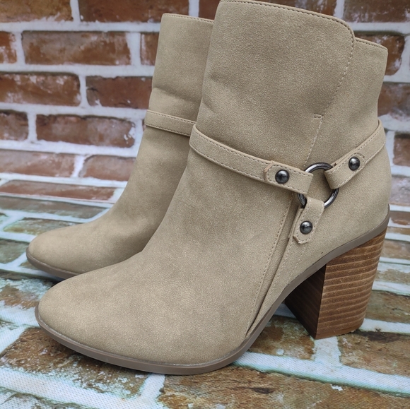 Marka Taupe tan Nubuck Ankle Booties boots 8.5 - Picture 3 of 8